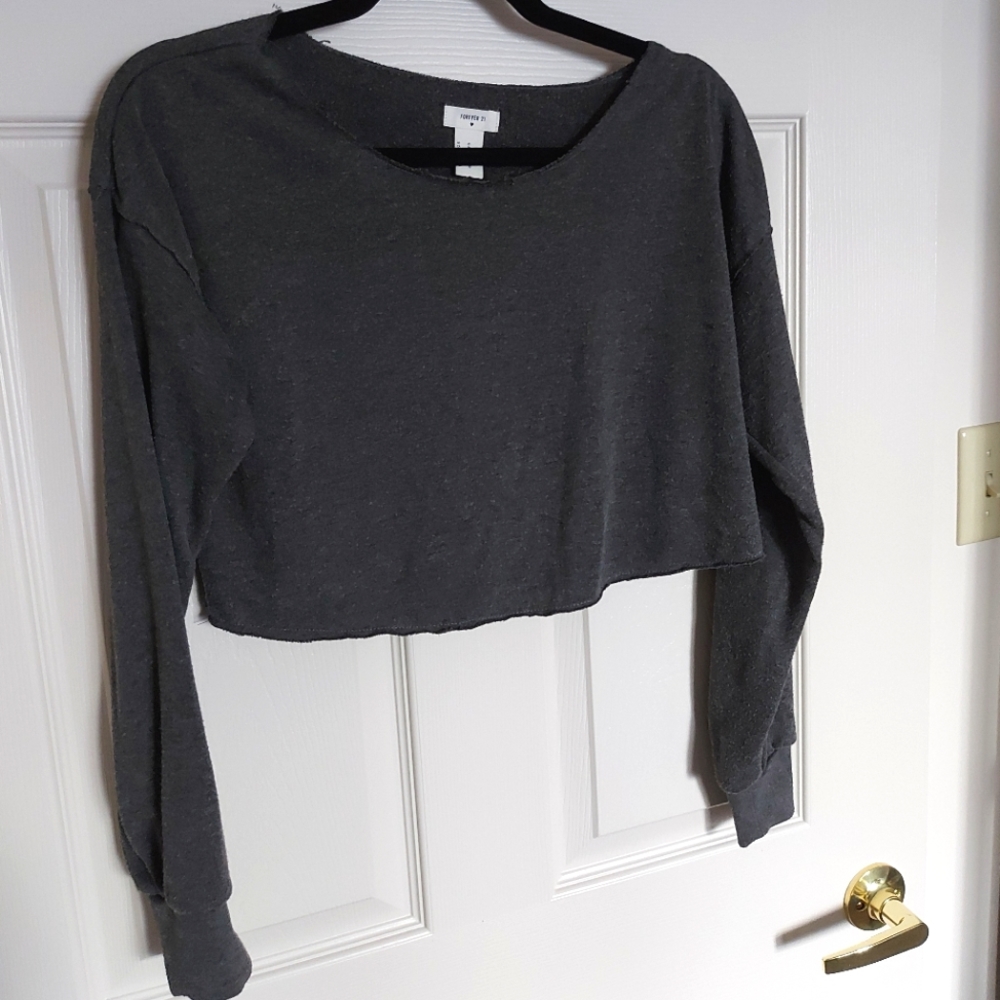 Cropped Raw Cut Sweater from Forever 21